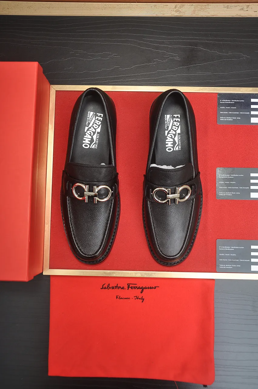 Men's shoes 💰460💶 [Ferragamo/Ferragamo] The latest model in the counter. Original imported open-sided high-quality cowhide hand-woven + imported 🐂 cowhide + original luxury metal buckle + original combined outsole. Comparison without pressure 38--45 (45 custom-made)